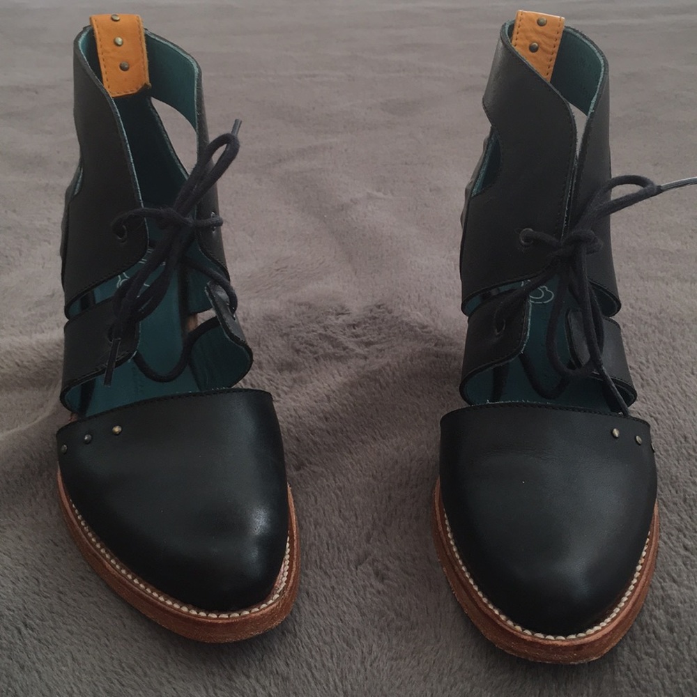 P.S Kaufman ankle boots black in leather
